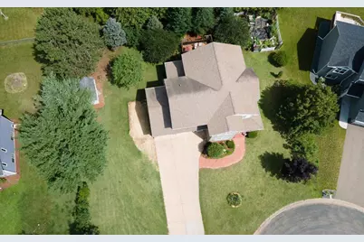 1015 Prairie Circle, Menomonie, WI 54751 - Photo 5