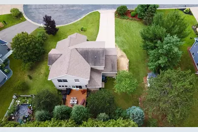 1015 Prairie Circle, Menomonie, WI 54751 - Photo 3
