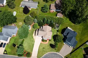 1015 Prairie Cir, Menomonie, WI 54751 - Photo 7