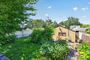 813 Minnehaha Ave W, Saint Paul, MN 55104 - Photo 27