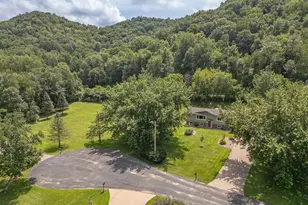 W764 Valley Dr, Fountain City, WI 54629 - Photo 63
