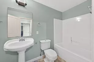13707 Green Briar Dr, Minnetonka, MN 55305 - Photo 29