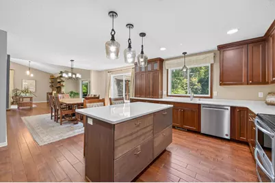 13707 Green Briar Drive, Minnetonka, MN 55305 - Photo 11
