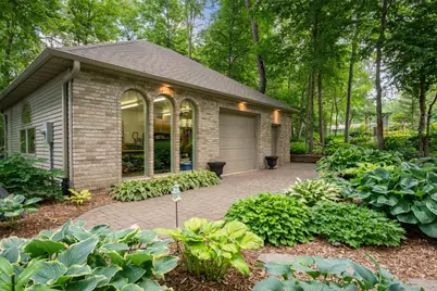 1635 Chippewa Drive NW, Rochester, MN 55901 - Photo 9