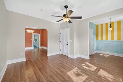 95 Victoria Street N, Saint Paul, MN 55104 - Photo 25