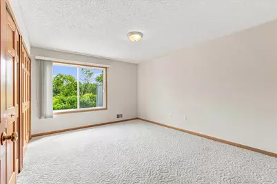 7588 Ojibway Park Bay, Woodbury, MN 55125 - Photo 17