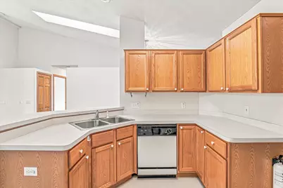7588 Ojibway Park Bay, Woodbury, MN 55125 - Photo 5