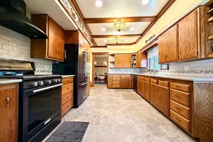 605 Park St, Jackson, MN 56143 - Photo 21