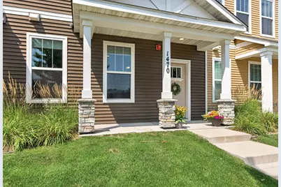1470 Old Highway 8 NW, New Brighton, MN 55112 - Photo 5