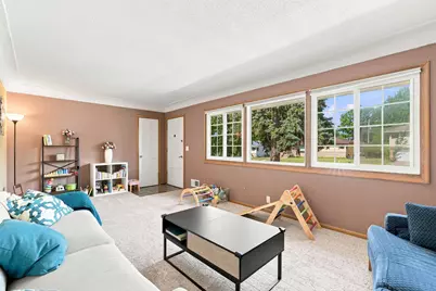 4855 7th Street NE, Columbia Heights, MN 55421 - Photo 3