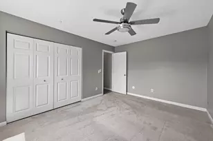 10750 Rockford Rd, Plymouth, MN 55442 - Photo 21