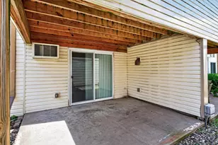 10750 Rockford Rd, Plymouth, MN 55442 - Photo 27