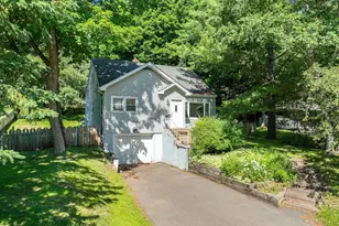 1319 Brainerd Ave, Duluth, MN 55811 - Photo 1