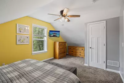 1281 3rd Street E, Saint Paul, MN 55106 - Photo 33