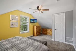 1281 3rd St E, Saint Paul, MN 55106 - Photo 33