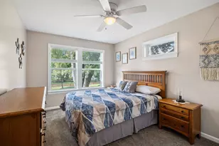 1281 3rd St E, Saint Paul, MN 55106 - Photo 23