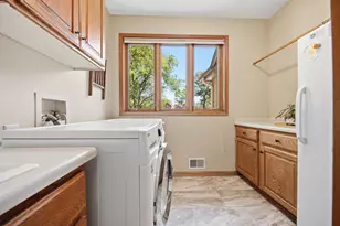 699 Bridle Ridge Rd, Eagan, MN 55123 - Photo 29