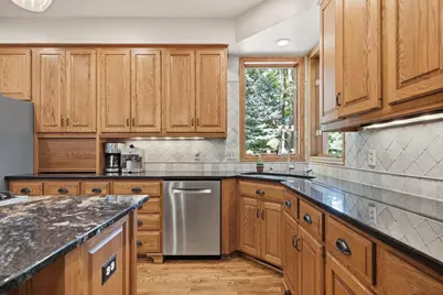 699 Bridle Ridge Road, Eagan, MN 55123 - Photo 7