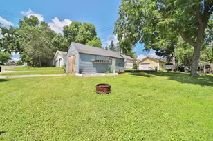 403 8th St NE, Staples, MN 56479 - Photo 37