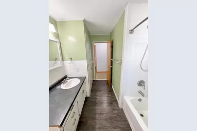 402 N Van Buren Avenue, Springfield, MN 56087 - Photo 29