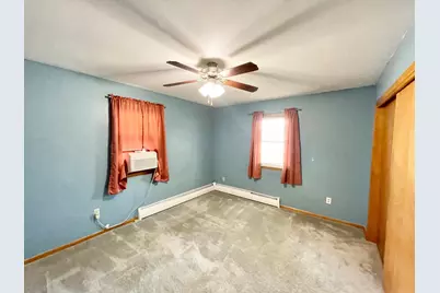402 N Van Buren Avenue, Springfield, MN 56087 - Photo 41