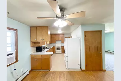 402 N Van Buren Avenue, Springfield, MN 56087 - Photo 17