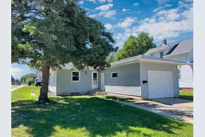 402 N Van Buren Avenue, Springfield, MN 56087 - Photo 47