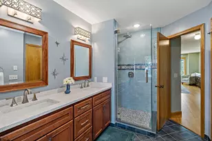 630 Sullivan Ln NE, Columbia Heights, MN 55421 - Photo 17