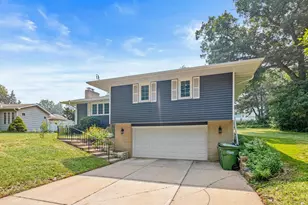 1429 Windemere Dr NE, Fridley, MN 55421 - Photo 33