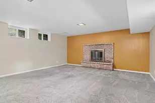 1429 Windemere Dr NE, Fridley, MN 55421 - Photo 25