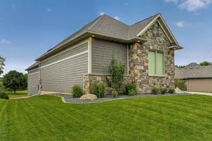 605 Somerby Pkwy NE, Byron, MN 55920 - Photo 9