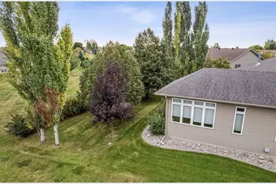 868 32nd Street S, Moorhead, MN 56560 - Photo 3