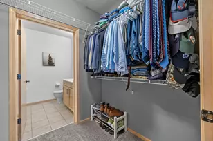 301 Oak Grove St, Minneapolis, MN 55403 - Photo 23