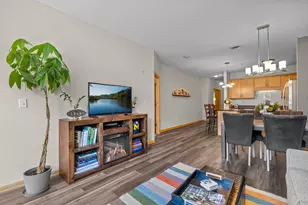 301 Oak Grove St, Minneapolis, MN 55403 - Photo 11