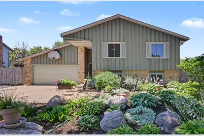 6920 Innsdale Avenue S, Cottage Grove, MN 55016 - Photo 1