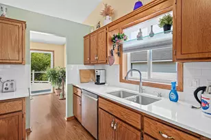 6533 Neddersen Cir, Brooklyn Park, MN 55445 - Photo 13