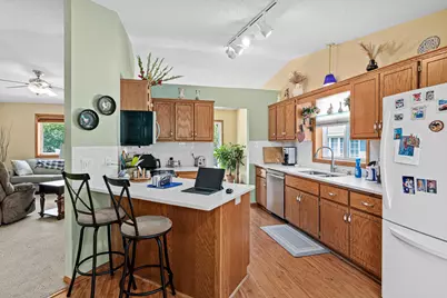 6533 Neddersen Circle, Brooklyn Park, MN 55445 - Photo 7
