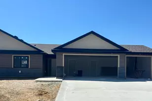 307 11th Street N, Goodhue, MN 55027 - Photo 1