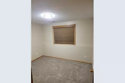 2401 Brenner Court, Roseville, MN 55113 - Photo 15