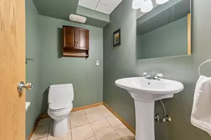 4601 Fairway Hills Dr, Eagan, MN 55123 - Photo 35