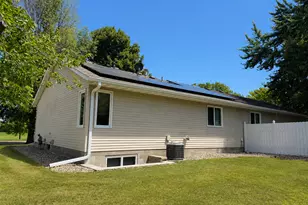 1720 SE Smith Ave, Owatonna, MN 55060 - Photo 3