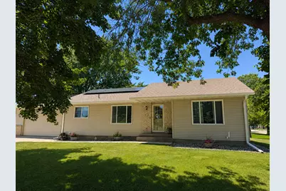 1720 SE Smith Avenue, Owatonna, MN 55060 - Photo 1