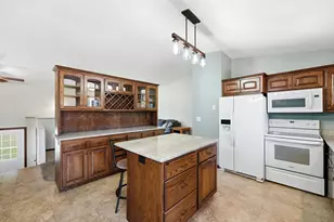 2227 Windsor Rd, Saint Cloud, MN 56301 - Photo 9