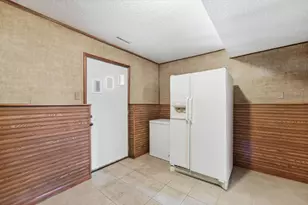 2227 Windsor Rd, Saint Cloud, MN 56301 - Photo 31