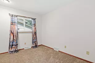 1753 Florence St, White Bear Lake, MN 55110 - Photo 15