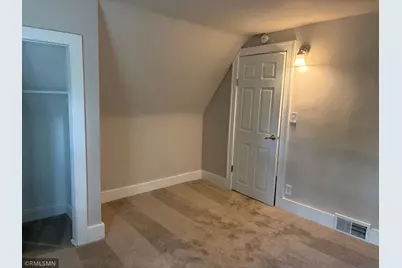 4219 Fremont Avenue N, Minneapolis, MN 55412 - Photo 11