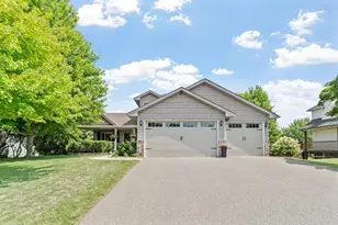13012 Oakwood Dr, Rogers, MN 55374 - Photo 1