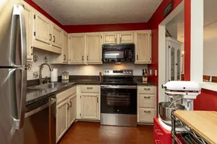1800 Riverwood Dr, Burnsville, MN 55337 - Photo 11