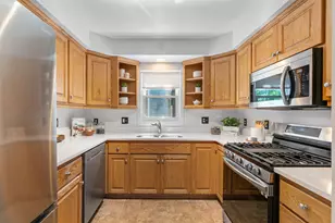 411 Van Buren Ave S, Edina, MN 55343 - Photo 17