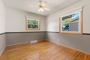 411 Van Buren Ave S, Edina, MN 55343 - Photo 25